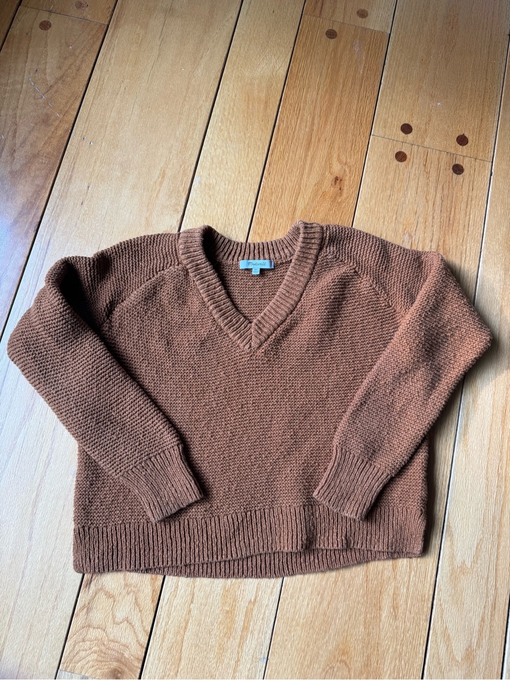 Madewell Women's V-Neck Sweater in Rust